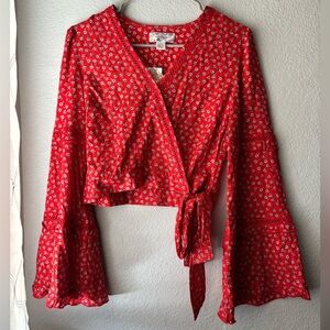 Band Of Gypsies Red Floral Cropped Wrap Top Long Bell Sleeves & Lace Trim detail
